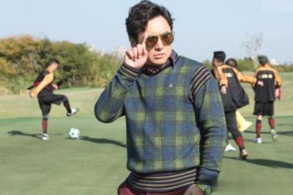 沈騰因作品攤上事，被國足要求道歉！網(wǎng)友神評(píng)論