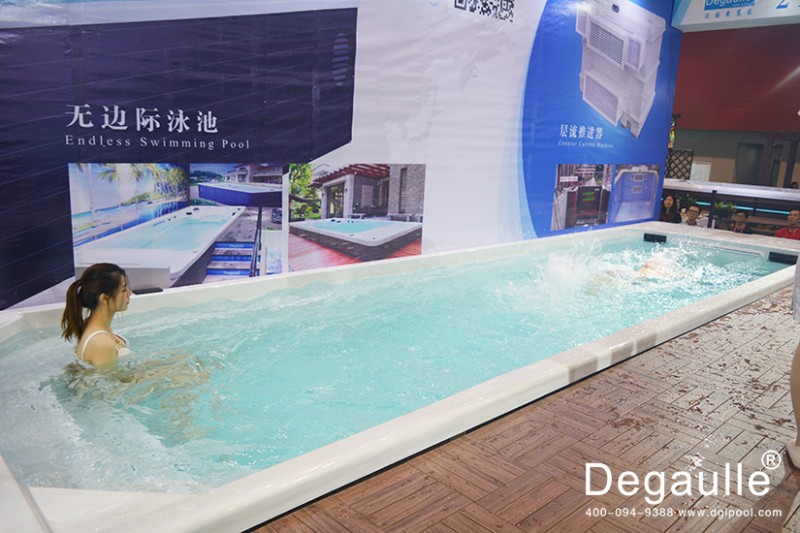 戴高樂(lè)無(wú)邊際泳池