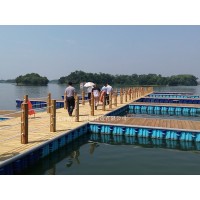 水上浮筒 游艇碼頭實(shí)體廠家，生產(chǎn)施工安裝一條龍服務(wù)。