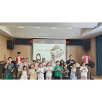 蘇州三六六青少年社會(huì)實(shí)踐織錦冰箱貼DIY體驗(yàn)活動(dòng)火熱進(jìn)行中